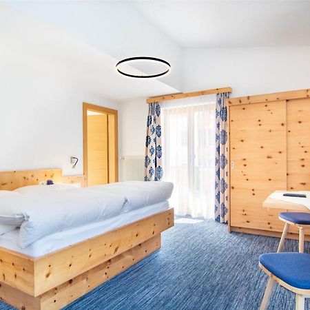 Koecks Bed & Breakfast Galtür Екстериор снимка