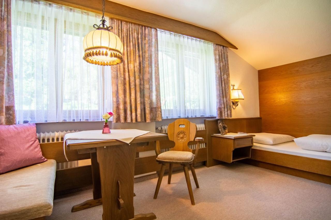 Koecks Bed & Breakfast Galtür Екстериор снимка