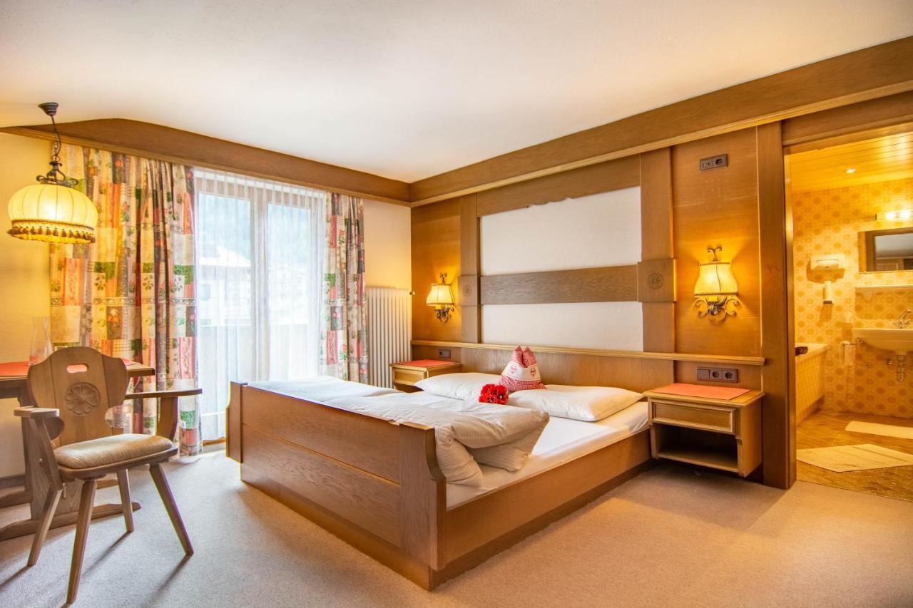 Koecks Bed & Breakfast Galtür Екстериор снимка