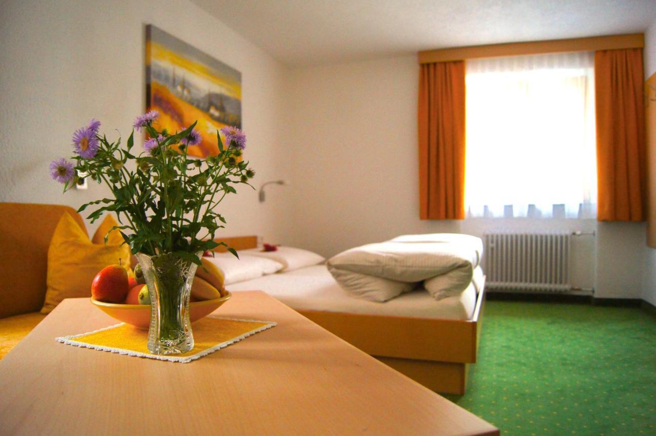 Koecks Bed & Breakfast Galtür Екстериор снимка